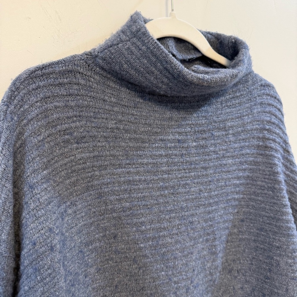 MADEWELL Belmont Mock Neck Sweater XL
Chunky Ribbed Knit Relaxed Fit blue Gray - Picture 6 of 7